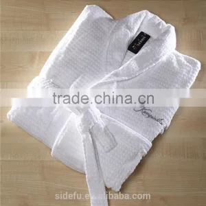 Customized Hotel Luxury Quick Dry White Shawl Collar Velour Check Bathrobe Wholesale thumbnail-1