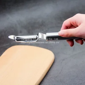 Kitchen Accessories Home and Kitchen Gadgets Fruit Vegetable Peeler Multi Function Manual Carrot Potato Vegetable Peeler thumbnail-3
