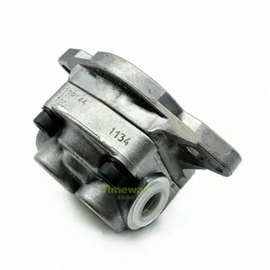 YP10 Hydraulic Gear Pump YP10-0.8 YP10-1.7 YP10-2.5 YP10-3 YP10-3.5 YP10-5 YP10-7 High Pressure Oil Pump Low Noise Oil Gear Pump thumbnail-2