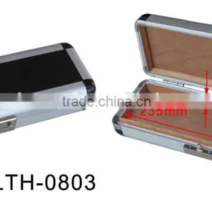 Small Portable Aluminum Cigar Box thumbnail-1