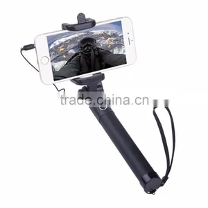 Cheap Universal Extendable Selfie Stick thumbnail-3