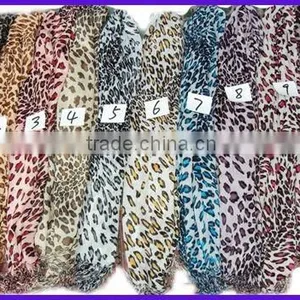 Popular Long Leopard Printed Viscose Scarf (FCH-10029) thumbnail-1