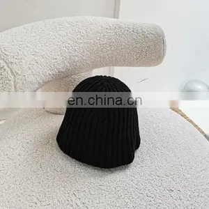 Japanese Niche Knitting Bucket Hat Female Solid Color Casual Wild Fisherman Hat Korean Version of the Autumn and Winter thumbnail-3