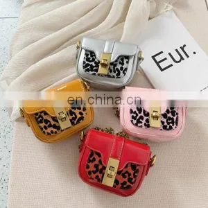 2020 Spring PU Leather Cross Body Handbag for Kids Girl Fashion Children Girl Leopard One-Shoulder Chain Bags thumbnail-1