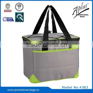 High Quality Promotional Insulated 600D Polyester Portable Cooler Bag thumbnail-4