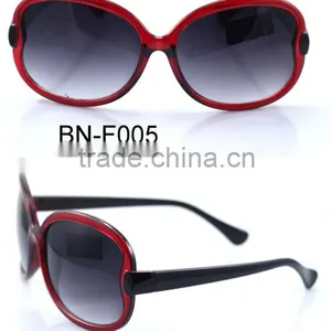 Fashion Sunglasses 2013 thumbnail-1