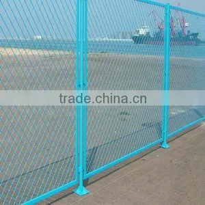 Hot Sales Mesh Fence Welded Double Wire Fence Garden Fence thumbnail-1