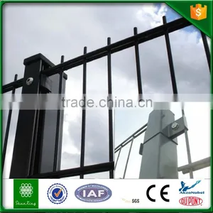 2016 Galvanized Pvc Coated Security Fence Sports Netting thumbnail-5