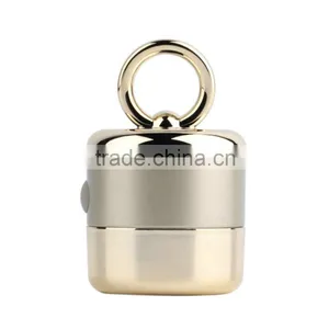 3D Dynamic Beauty Makeup Puff Electric Vibration Powder Puff With Ring Handle thumbnail-2