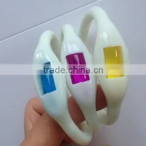 Anti-mosquito Silicone Wristbands thumbnail-3