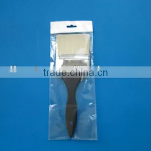 Wide Nylon Hair Brush thumbnail-1