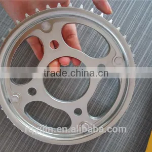 China Factory 1045 Steel Material of Chain Sprocket thumbnail-2