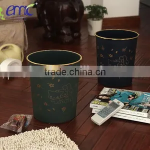 Plastic Rabbit Style Trash Can thumbnail-1
