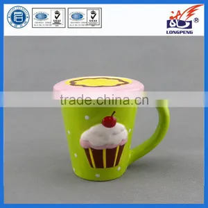 Ceramic Custom Painting Cake Shaped Cup With Lid thumbnail-1