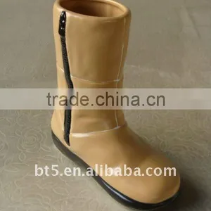 8 Inch Ceramic Boot Vase thumbnail-1