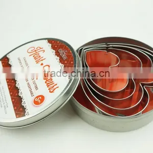 47097 5pcs Heart Shape Stainless Steel Cookie Cutter Set thumbnail-5
