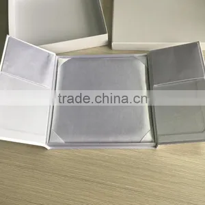 Romantic Pure Light Purple Carton Wedding Gift Box Raw Material Satin Surface thumbnail-1