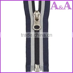 Directly China Factory Long Chain Nylon Zipper Rolls 3# 5# 7# 8# 10# Zipper Roll in Factory Cheap Price thumbnail-6