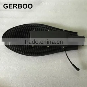 High Quality 30W Led Street Light IP65 Parking Lot Lights Led Street Lamp Solar Street Light thumbnail-4