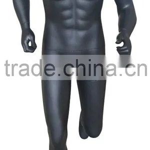 Running Mannequin for Sports Apparel Display thumbnail-3