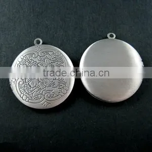 32mm Brass Antqiued Silver Vintage Style Flower Engraved Round Photo Locket Pendant 1113014 thumbnail-1