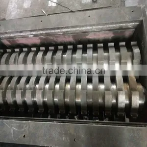 Waste Rubber Shredder Machine/ Waste Plastic Shredder Machine -- DeRui Company thumbnail-5