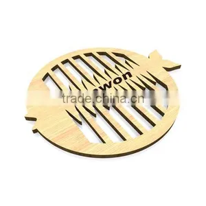 Wood Material Fish Shape Mats & Pads thumbnail-1