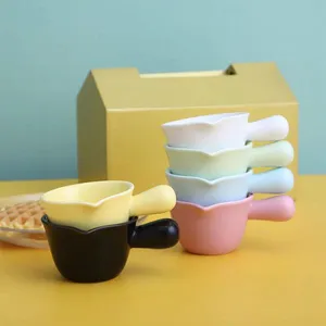 Mini Dipping Sauce Tray thumbnail-5