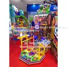 Guangdong Zhongshan Tai Le Play Children's Indoor Video Game Carnival Play Bean Bean Whack-a-mole Button Pat Music Bug Fighting Three People Online Battle thumbnail-4