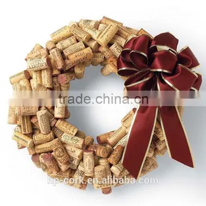 Decorative Wine Cork Wreath thumbnail-1
