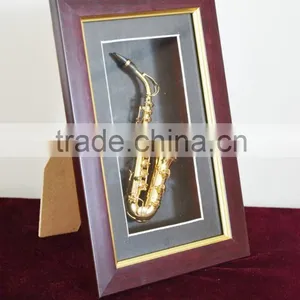 Saxophone Sax Display Case Wall Frame Home Furnishing thumbnail-4