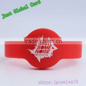 Customized Size Silicone RFID Wristband With Logo Printed thumbnail-1