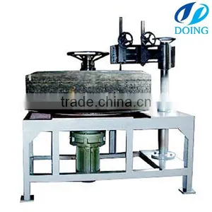 Guillotine Rubber Cutter Has Same Function With Hydraulic Cutting Machine thumbnail-3