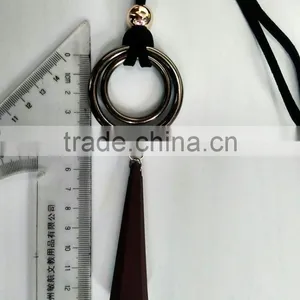 Plastic Geometric Pendant Necklace Long Suede Leather Necklace thumbnail-1