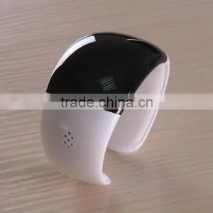 Fashion Bluetooth Bracelet With Vibration / Wrist Watch Music Player / Bluetooth Vibrating Bracelet WT-19 thumbnail-1