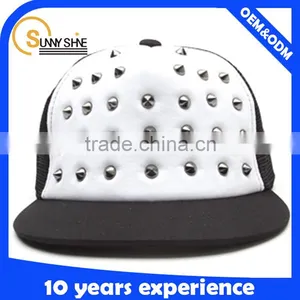 Custom High Quality Winter Hats Blank Trucker Mesh Cap thumbnail-1