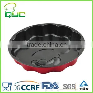 Non-Stick Carbon Steel Round Flower Tart Pan With Star thumbnail-2