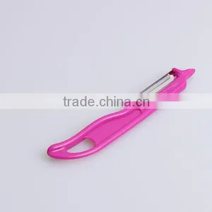 Promotion Plastic Vegetable Peeler thumbnail-2