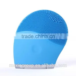 Natural Silicone Electric Facial Cleansing Brush Rechargeable Face Cleaning Brush thumbnail-2