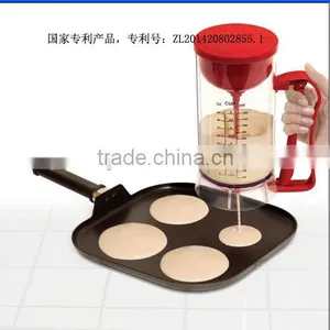 Economy Plastic Cupcake Pancake Muffin Batter Dispenser 4 Cup Capacity thumbnail-1