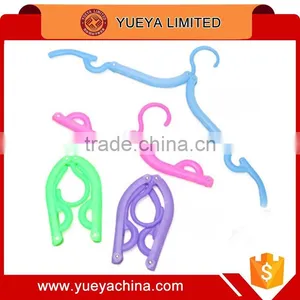 Creative Traveling Folding Clothes Hangers thumbnail-1