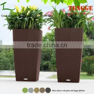 All Weather Garden Rattan Flower Basket Handmade Wicker Flower Pot thumbnail-1