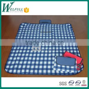 the Fleece Waterproof Beach Folding Picnic Blanket, Outdoor Mat thumbnail-1