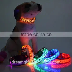2015 High Quanlity LED Light Dog Collar Flashing Pet Collar With Leopard Print thumbnail-1