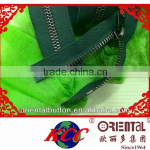 Wholesale Gun 8# Y-teeth Open -end High Quality KCC Metal Zippers thumbnail-2