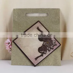 Fashionable Handmade Luxury Wooden Padded Wedding Invitation Cards thumbnail-2