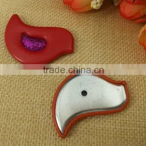 Bird Shape PU Fabric Covered Badges thumbnail-4