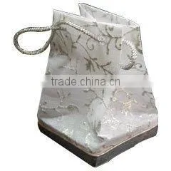 2011 Sweet and Pretty Handmade Bag thumbnail-1