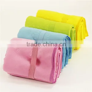 Dog Shower Towel for Easy to Clean and Dry thumbnail-1