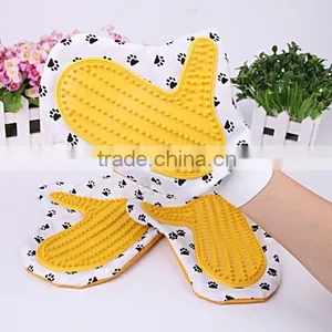 Good Design Pet Bath Comb , Pet Cleaning Gloves , Pet Brush Glove thumbnail-1